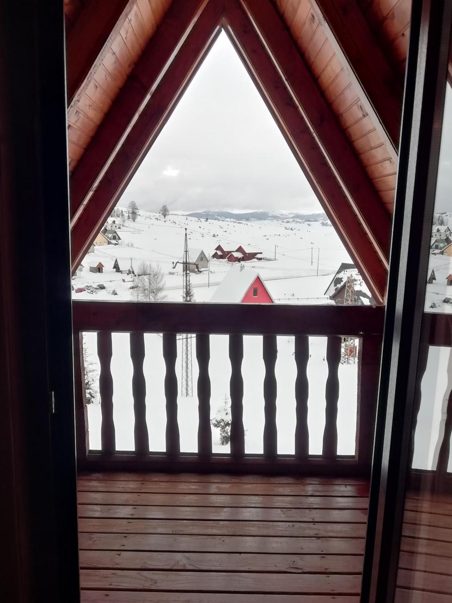 Chalet Kovacevic Zabljak  Luaran gambar