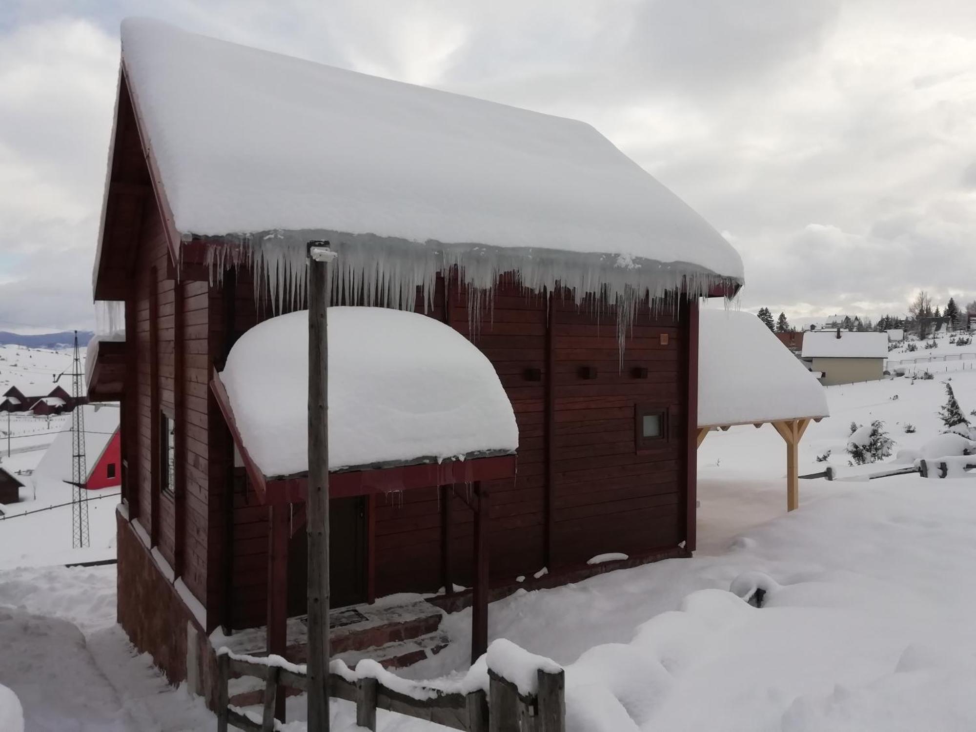 Chalet Kovacevic Zabljak  Luaran gambar
